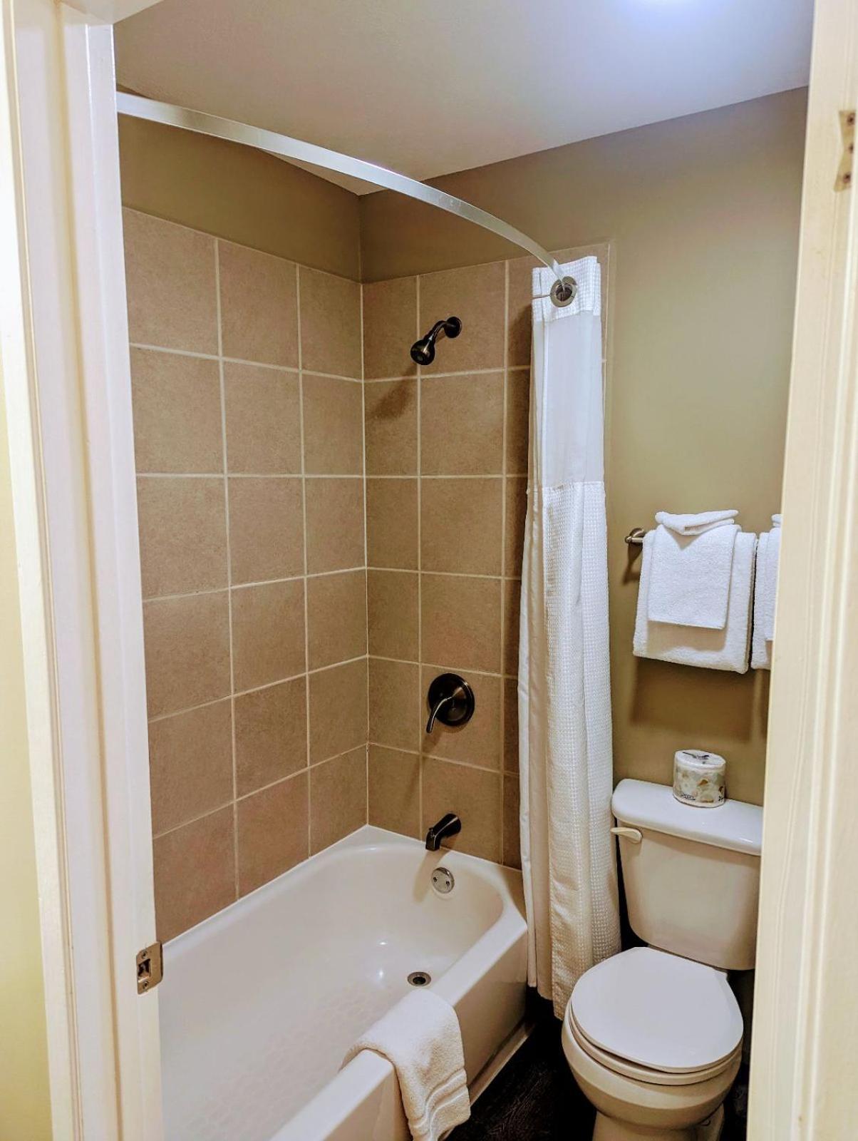 Alpine Inn & Suites Nelson Ngoại thất bức ảnh