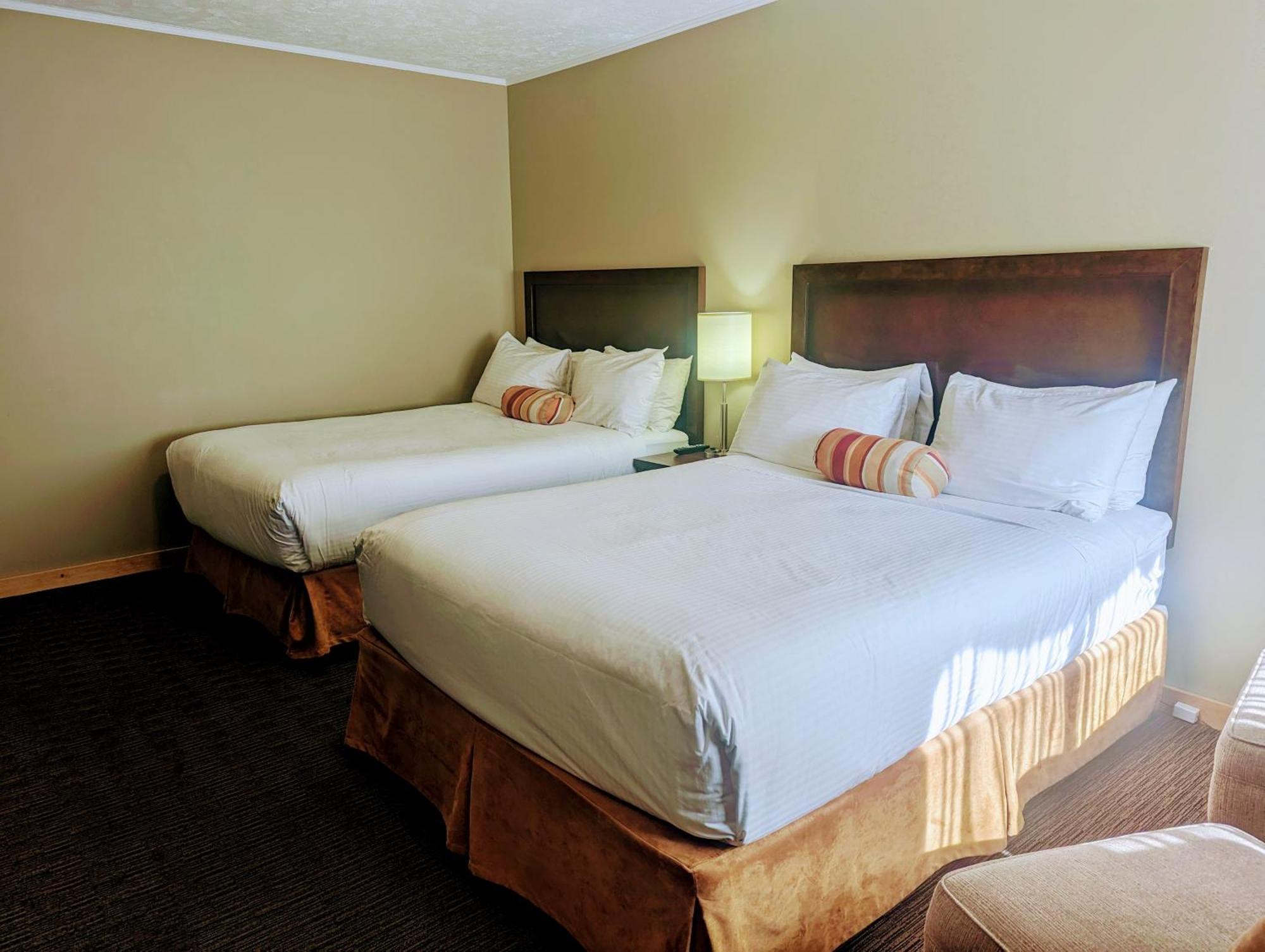 Alpine Inn & Suites Nelson Ngoại thất bức ảnh