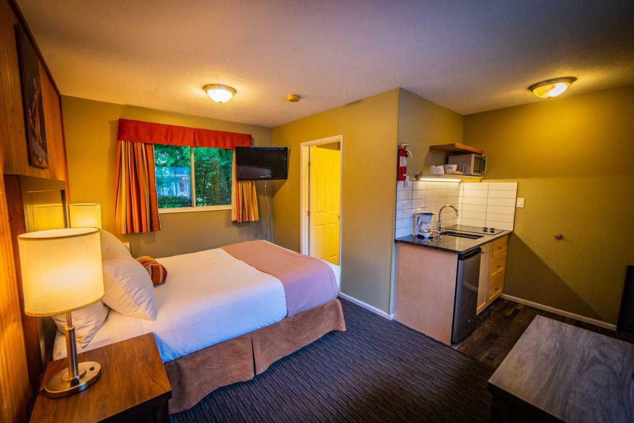 Alpine Inn & Suites Nelson Ngoại thất bức ảnh