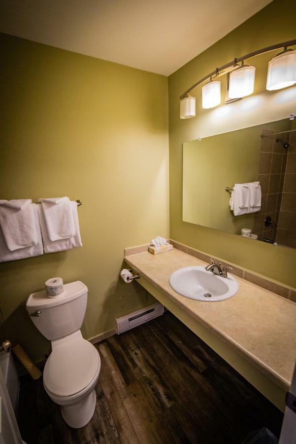 Alpine Inn & Suites Nelson Ngoại thất bức ảnh