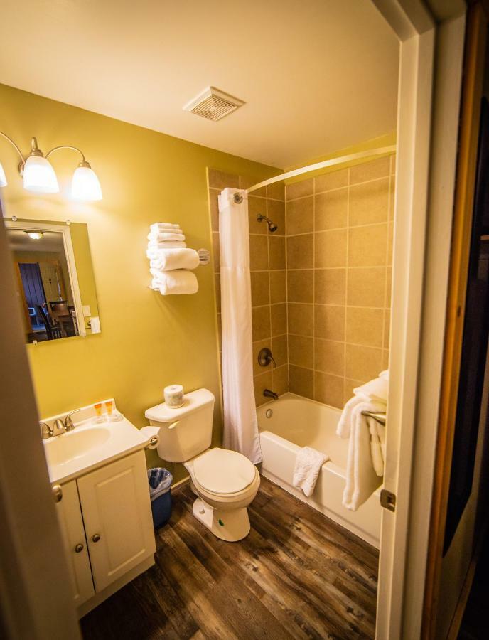 Alpine Inn & Suites Nelson Ngoại thất bức ảnh