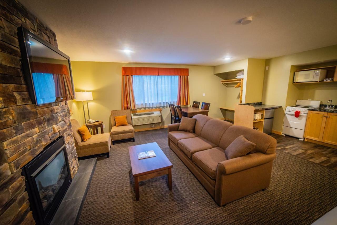 Alpine Inn & Suites Nelson Ngoại thất bức ảnh