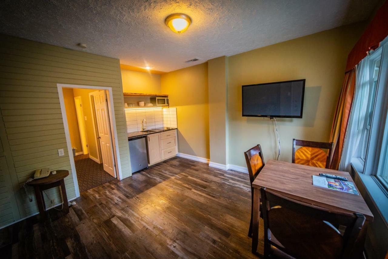 Alpine Inn & Suites Nelson Ngoại thất bức ảnh