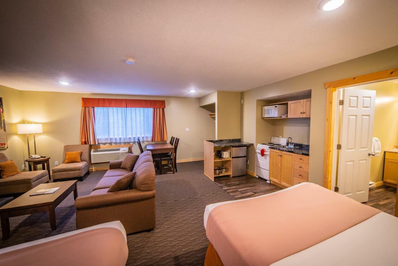 Alpine Inn & Suites Nelson Ngoại thất bức ảnh